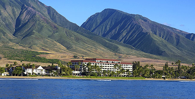ハワイ マウイ島コンドミニアムのラハイナ ショアーズ ビーチ リゾート 公式 ラハイナ ショアーズ ビーチ リゾート